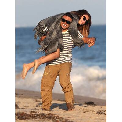 Ashley Tisdale: Geburtstagsparty am Strand