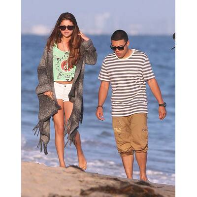 Ashley Tisdale: Geburtstagsparty am Strand