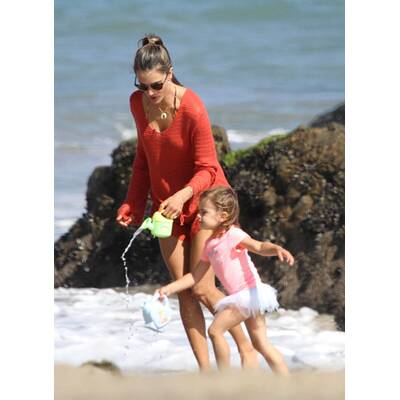 Alessandra Ambrosio: Sexy Bikini-Nixe