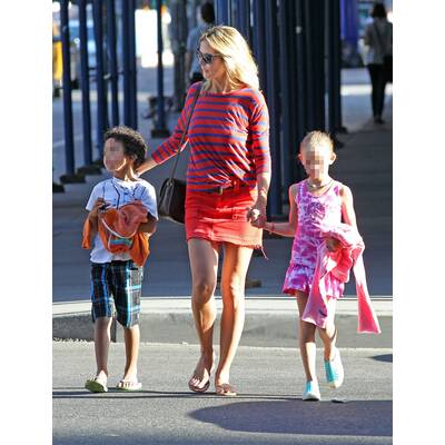 So lässig ist Heidi mit ihren Kids unterwegs 