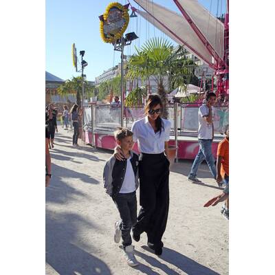 Victoria Beckham mit Sohn Romeo beim Shoppen 