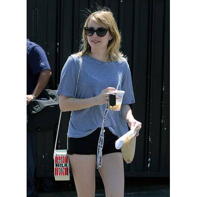 Stars zeigen ihre Sommertaschen