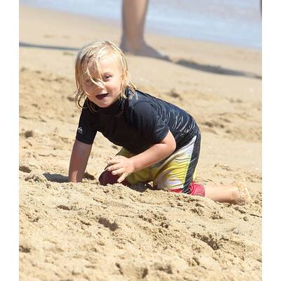 Gwen Stefani & ihre coolen Burschen am Strand