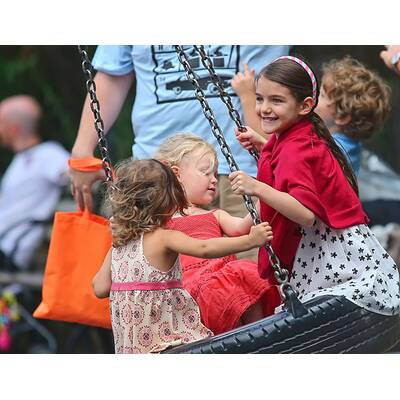 Suri: Endlich lacht sie wieder!