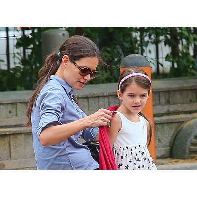 Suri: Endlich lacht sie wieder!