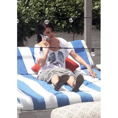 Selena Gomez: Justin Biebers Freundin zeigt Kurven