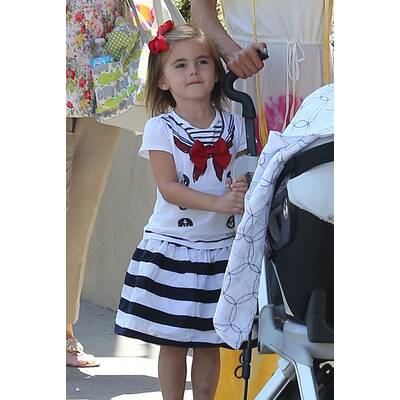 Alessandra Ambrosio: Glückliche Mama