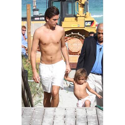 Scott Disick & Sohn Mason: Kourntey Kardashians Jungs sind echte Wasserratten