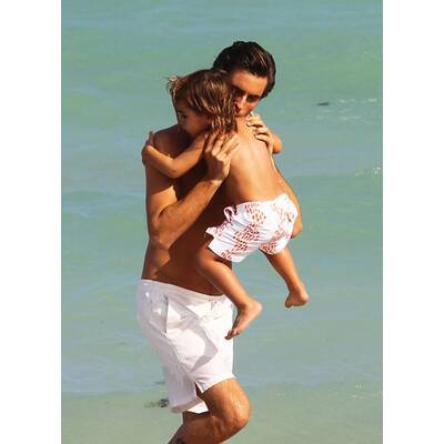 Scott Disick & Sohn Mason: Kourntey Kardashians Jungs sind echte Wasserratten