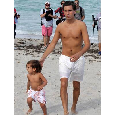 Scott Disick & Sohn Mason: Kourntey Kardashians Jungs sind echte Wasserratten