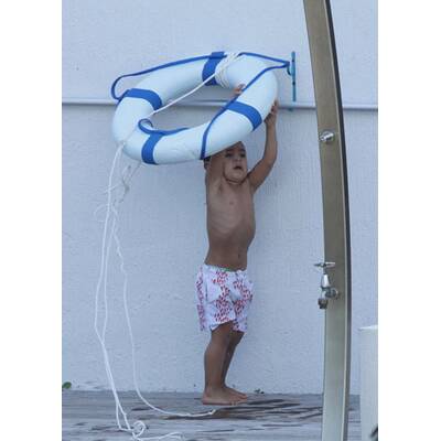 Scott Disick & Sohn Mason: Kourntey Kardashians Jungs sind echte Wasserratten