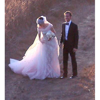 Anne Hathaway: Strahlende Braut