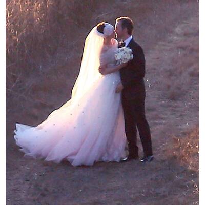 Anne Hathaway: Strahlende Braut