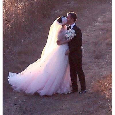 Anne Hathaway: Strahlende Braut