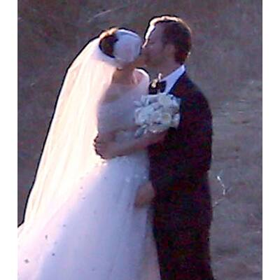 Anne Hathaway: Strahlende Braut