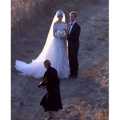 Anne Hathaway: Strahlende Braut