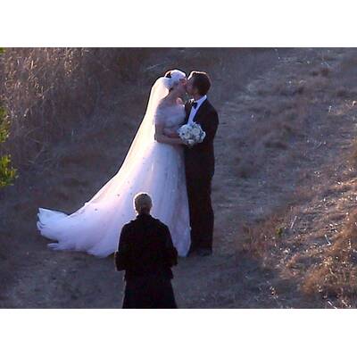 Anne Hathaway: Strahlende Braut