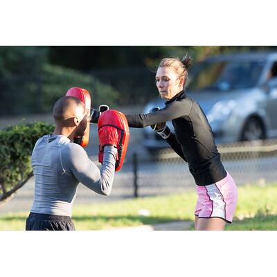 Karlie Kloss: Boxtraining im Park