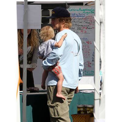 Owen Wilson & Sohn: Einkaufen am Markt