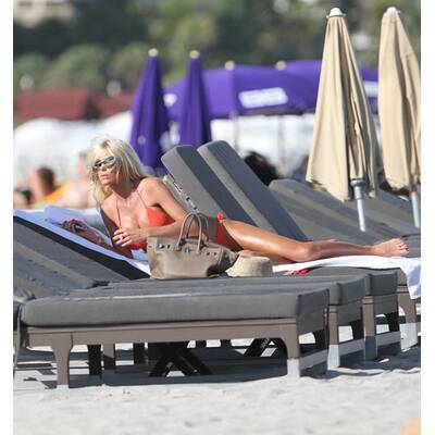 Bade-Nixe Victoria Silvstedt versext Miami