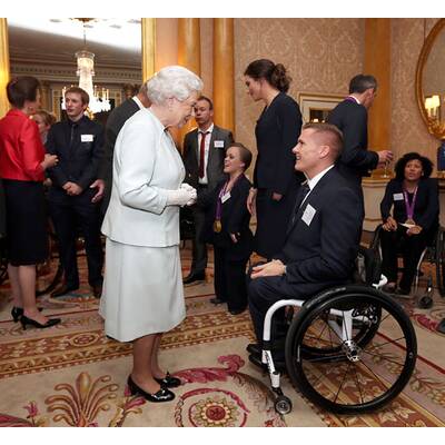 Kate meistert ihre Rolle als Prinzen-Gattin
