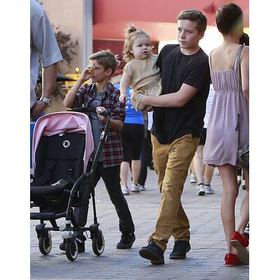 Victoria Beckham: Unterwegs mit den Kids