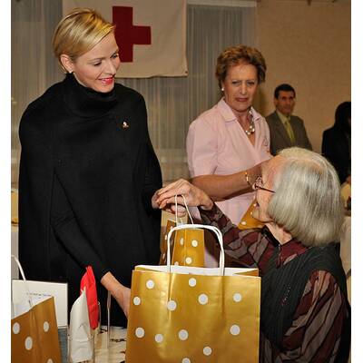 Charlene & Albert: Bescherung im Altersheim