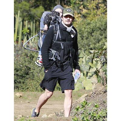 Orlando Bloom: Wandertag mit Sohn Flynn