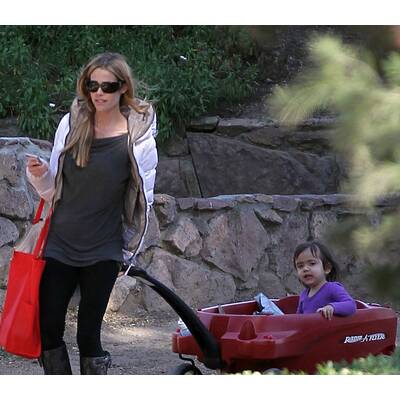 Denise Richards: Ausflug zum Pferdehof