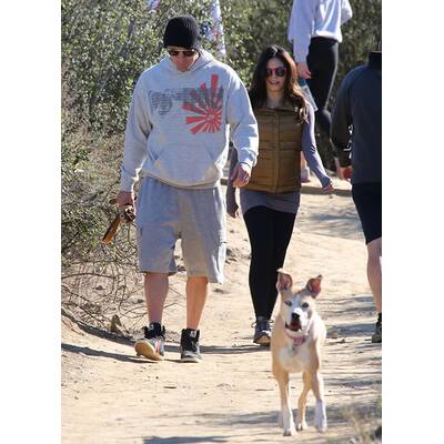 Channing Tatum & Frau: Spaziergang mit Hund.