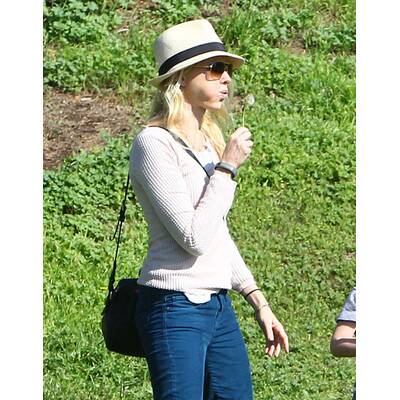 Naomi Watts: Strandausflug mit ihren Söhnen