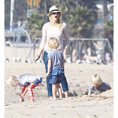 Naomi Watts: Strandausflug mit ihren Söhnen