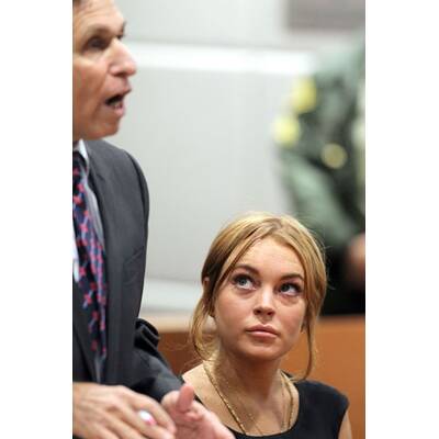 Lindsay Lohan: Aufgedunsen vor Gericht 