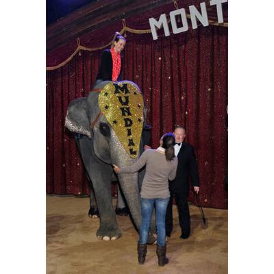 Stephanie von Monca: Zirkus-Besuch mit Tochter