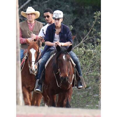 Justin Bieber geht Reiten