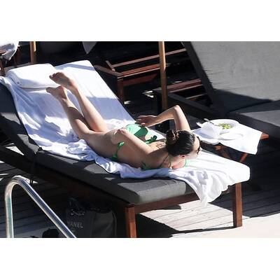 Kelly Brook: Sonnenbad in Miami