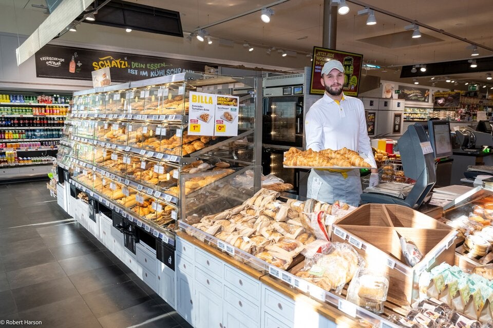 Die Kunden erwartet im Backshop von Billa Familie Wittmann täglich frisches Brot und Gebäck.