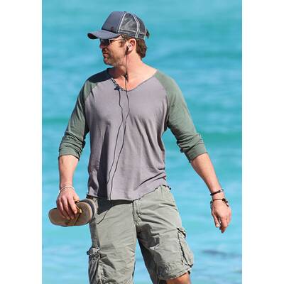 Feschak Gerhard Butler: Cool am Strand