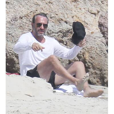Jean Dujardin: Oscar-Star geht baden - am Schwulenstrand
