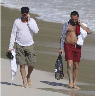 Jean Dujardin: Oscar-Star geht baden - am Schwulenstrand