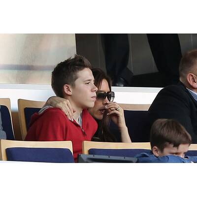 Harper Beckham jubelt Daddy David zu