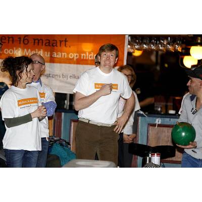 Strike! Maxima & Willem sportlich beim Bowlen