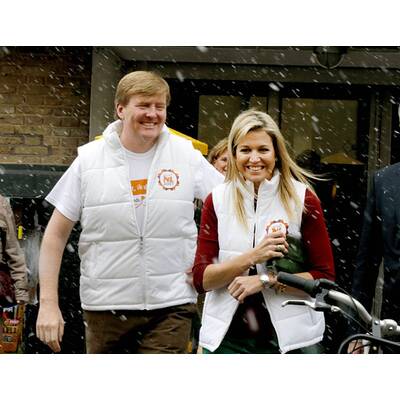 Strike! Maxima & Willem sportlich beim Bowlen