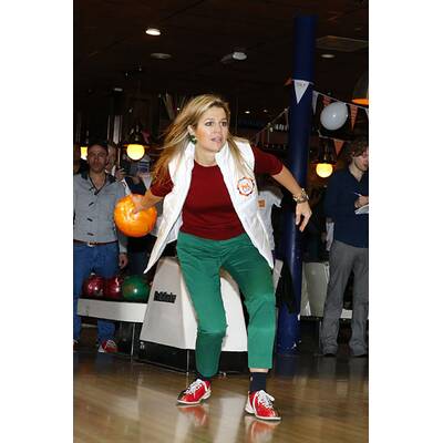 Strike! Maxima & Willem sportlich beim Bowlen