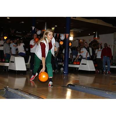 Strike! Maxima & Willem sportlich beim Bowlen