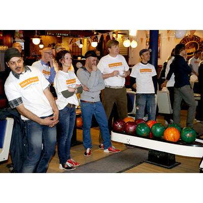Strike! Maxima & Willem sportlich beim Bowlen