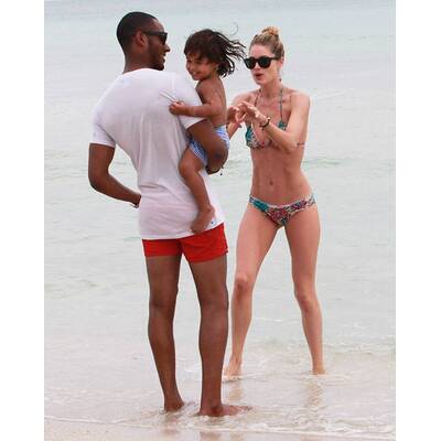 Doutzen Kroes: Sexy Mama!