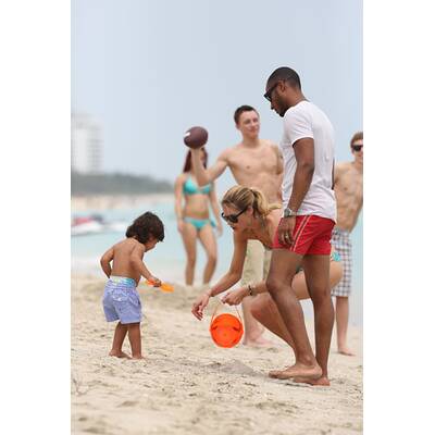 Doutzen Kroes: Sexy Mama!