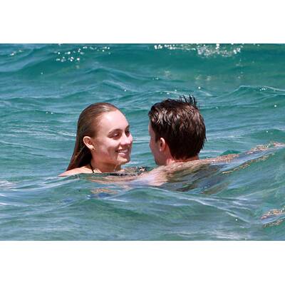 Patrick Schwarzenegger & Taylor Burns: Verliebt im Urlaub