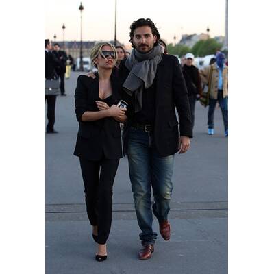 Frisch verliebt: Sylvie van der Vaart strahlt bei sexy Shooting